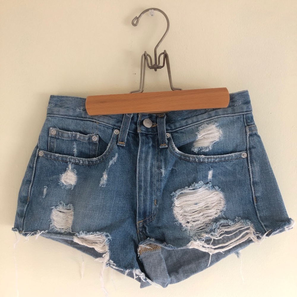 URBAN OUTFITTERS 🌴 denim shorts